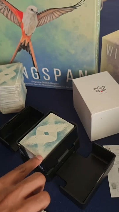 Lotus card shuffler featured by @rollpasa